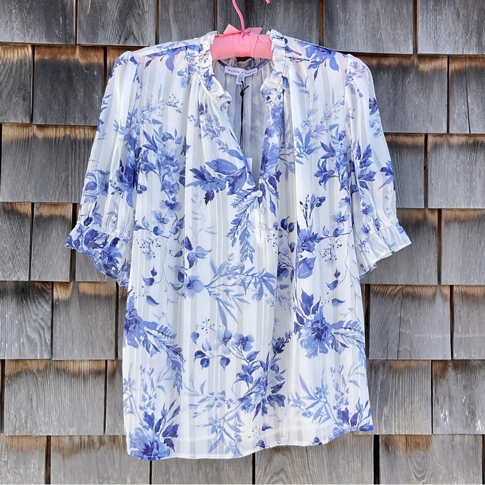 Maison D’ Amelie Floral Blue and White Women's Top
